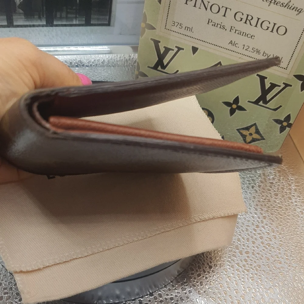 🤎Louis Vuitton Brown Men's Monogram Wallet -EUC - Picture 6 of 14